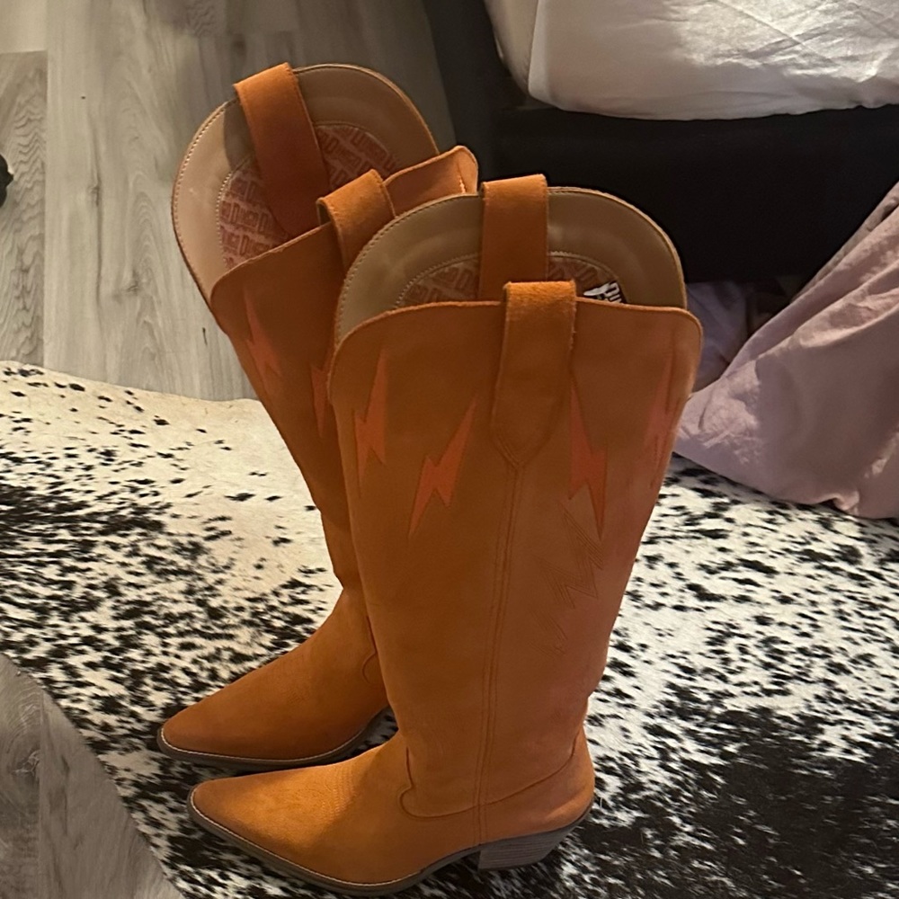 Dingo Thunder Road Boots Orange